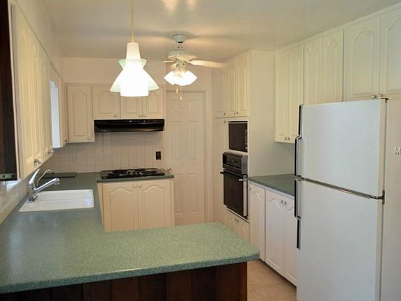 3rd image of 5619 Antoinette St