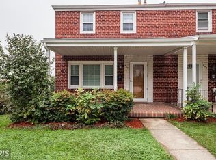 910 Courtney Rd, Baltimore, MD 21227