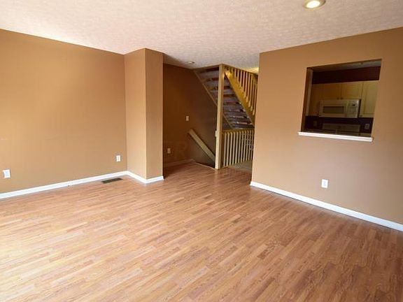 Living Room-01