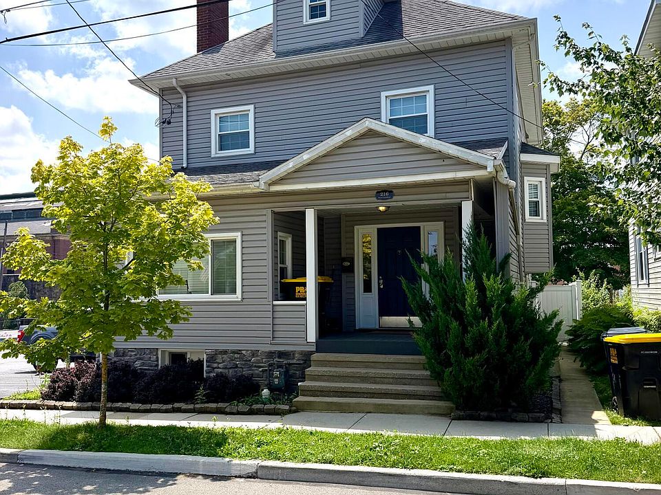 1st image of 216 W Crawford St