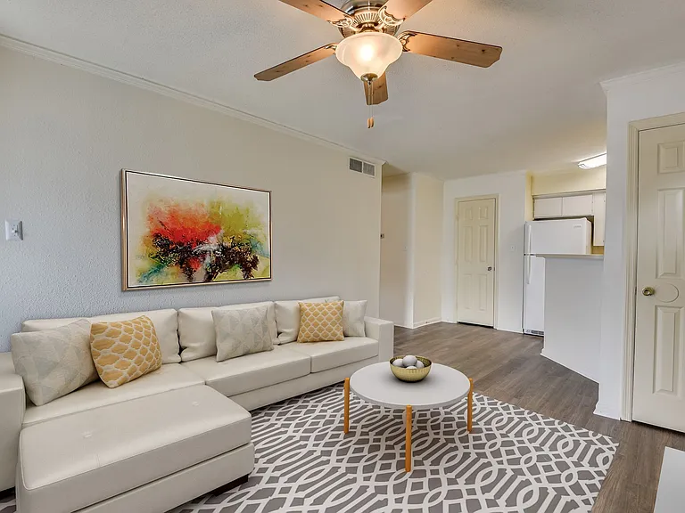 Champions Pines Apartments — Photo 78