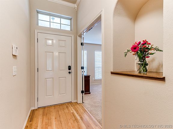 3rd image of 11918 E 105th Ct N