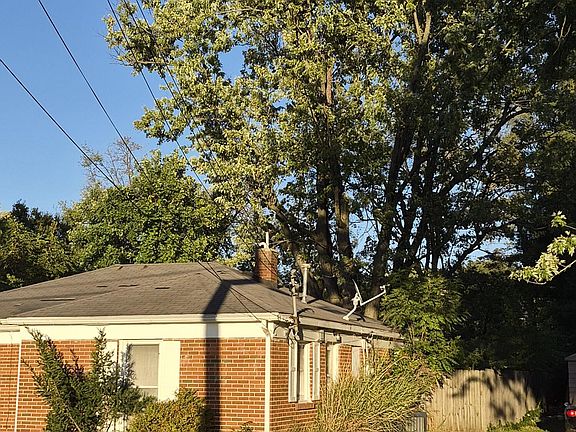 2nd image of 3350 Rockingham St