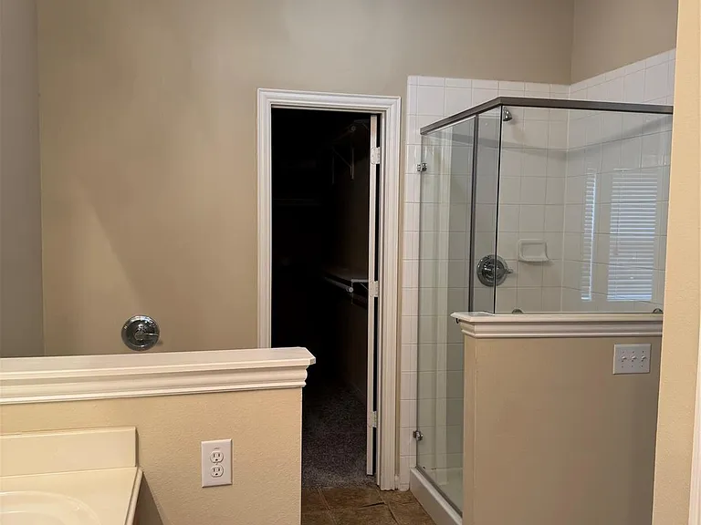 8127 Almera Falls Dr — Photo 13
