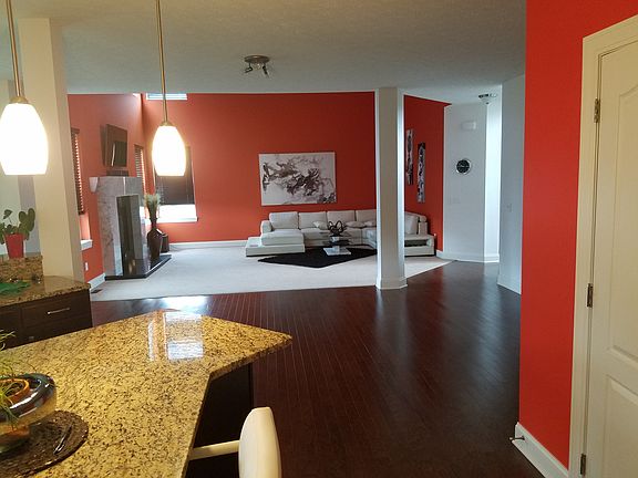 3rd image of 5018 Woodcliff Cir