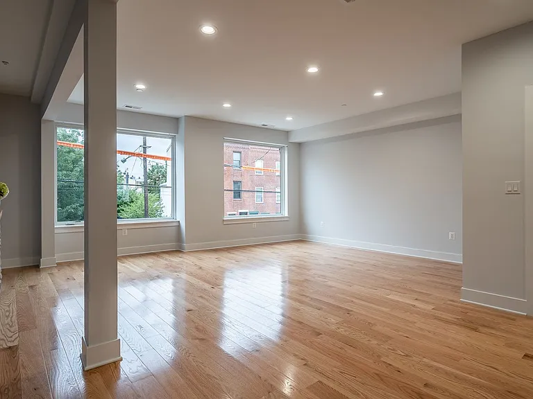 237 Tasker St — Photo 24