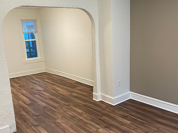 4th image of 628 Lake St