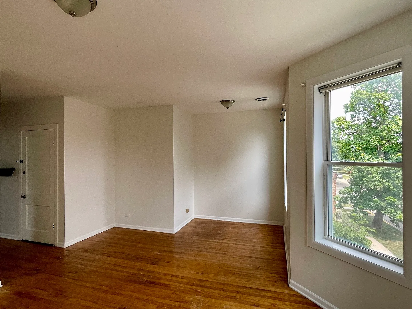 2 bed, $1,800 — Photo 3