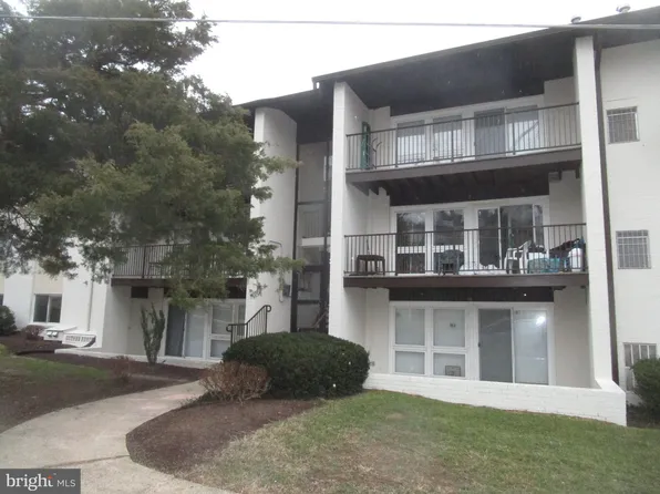3126 Brinkley Rd #2101, Temple Hills, MD 20748
