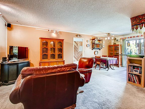 5th image of 7835 Cowles Mountain Ct Unit B40