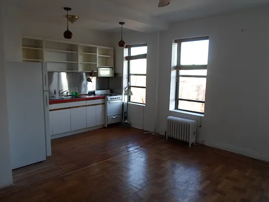 Sold by Manhattan Network Inc. | media 11