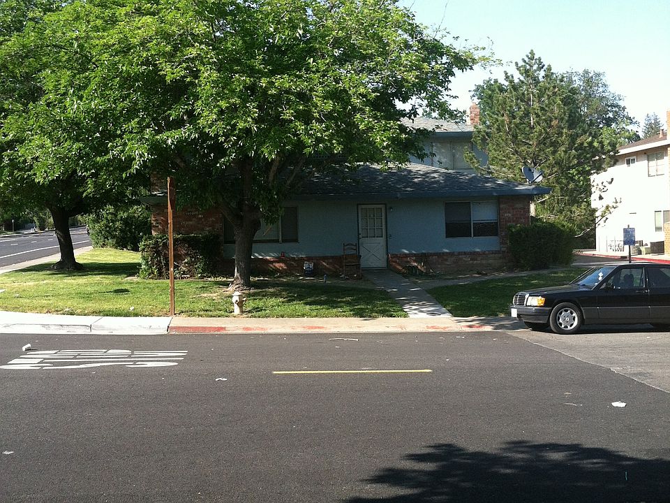 Building Photo 4