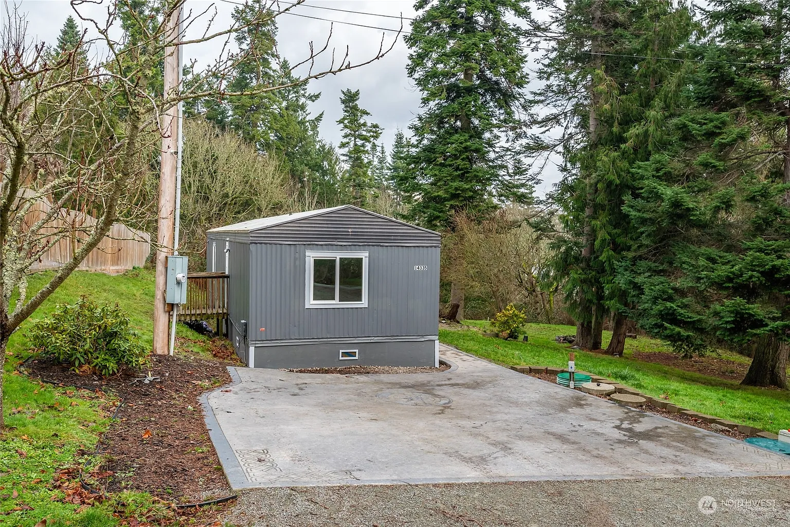 14335 Jura Way photo 1