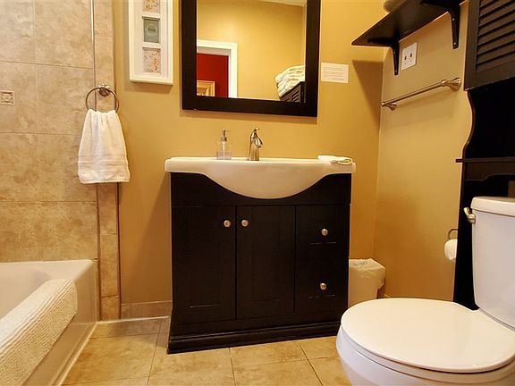5th image of 6039 Highland Pl APT 2