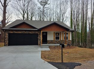 306 Lexington St, Chesnee, SC 29323