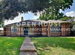 812 Arbor Downs Dr, Plano, TX 75023