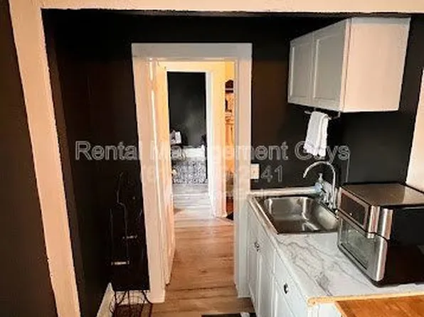 3245 3rd Ave S APT 2, Minneapolis, MN 55408