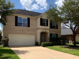 17215 Shallow Lake Ln, Houston, TX 77095