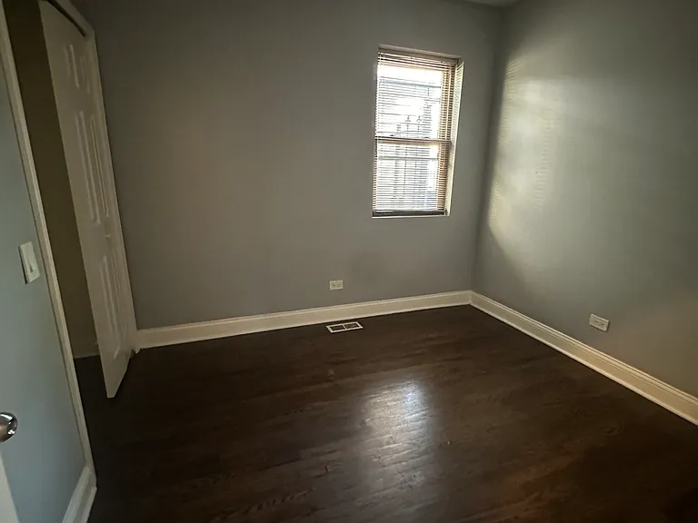 1722 W Hastings St #CH — Photo 11