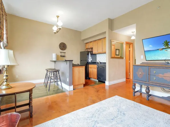 488 Wabasha St N Unit 606, Saint Paul, MN 55102