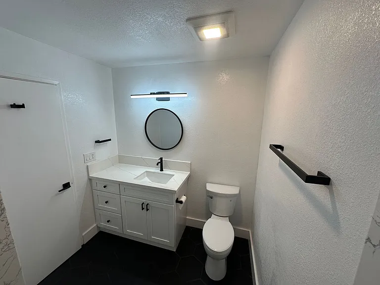 REGENT 140, LLC — Photo 18
