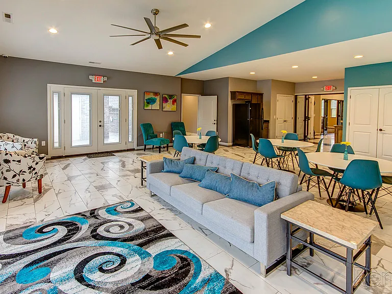 Nicholas Place Apartments — Photo 16