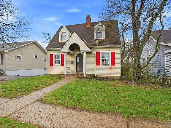 3rd image of 2715 W North Bend Rd