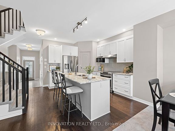 5th image of 13 Merrill St