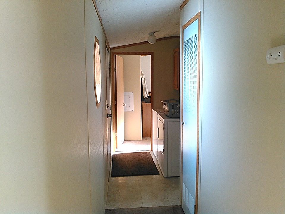 Building Photo 4