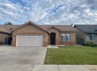 3007 Balance Rock Ln, Bakersfield, CA 93313