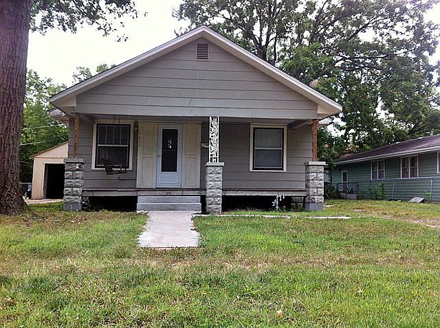 1st image of 1804 N Grand St