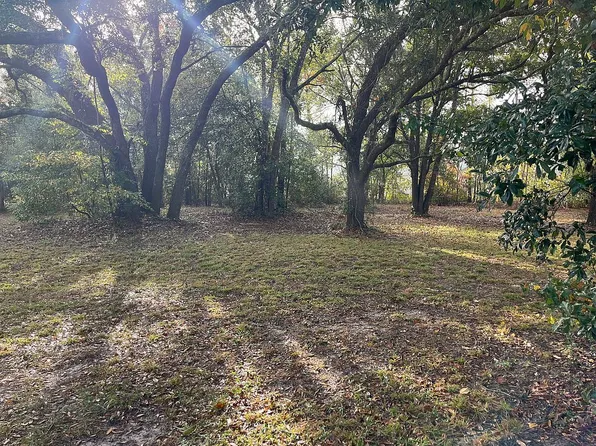 Turner St, Bay Saint Louis, MS 39520