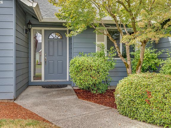 2nd image of 317 SE 9th Ave