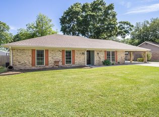 302 Beatrice Dr, Lafayette, LA 70507