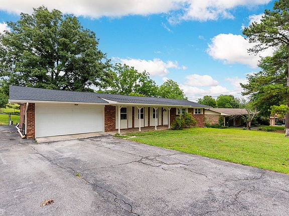 3rd image of 1407 Clearpoint Dr
