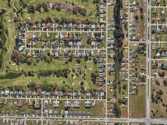 4th image of 1601 SW 15th Pl