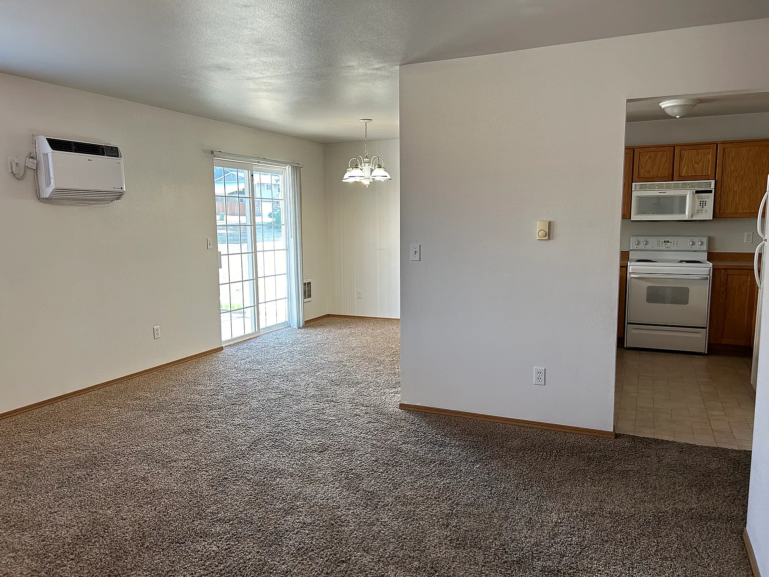 3rd St, Wenatchee — Photo 3