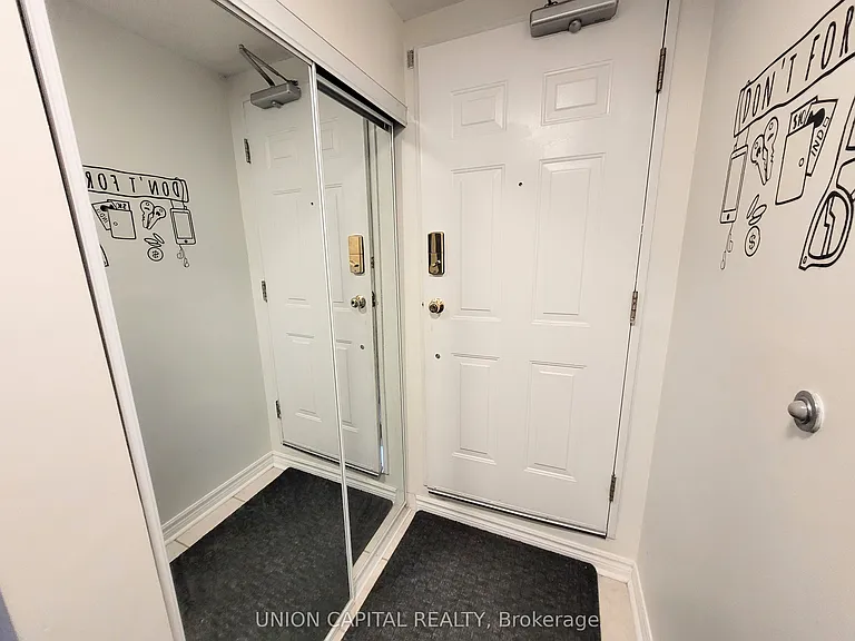 314 John St #190 — Photo 2