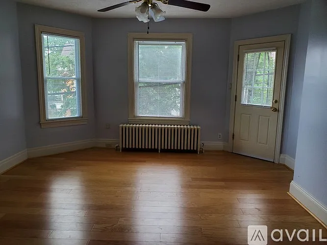 419 Florence Ave #2 — Photo 6