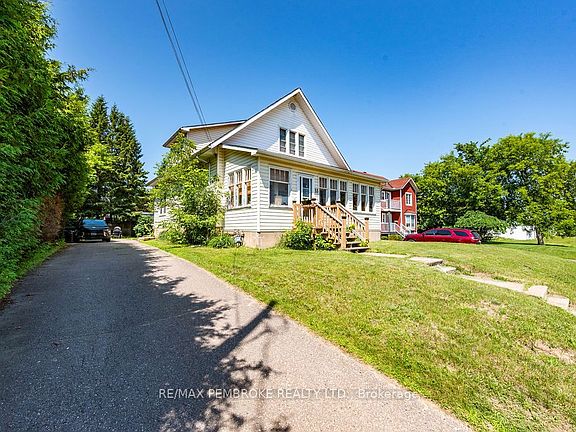2nd image of 33 Doran St