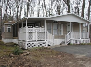 5 Willow Cir, Gorham, ME 04038