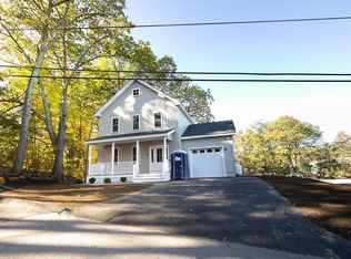 39 Legate Hill Rd, Leominster, MA 01453