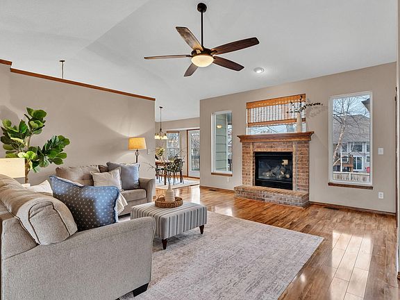 5th image of 1630 E Windwood Cir
