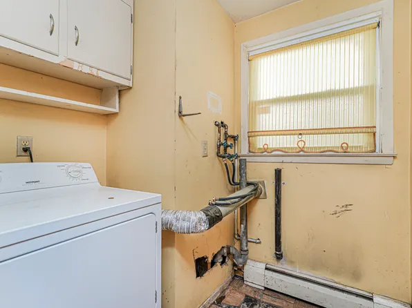 11 Denton Place image 7 of 47