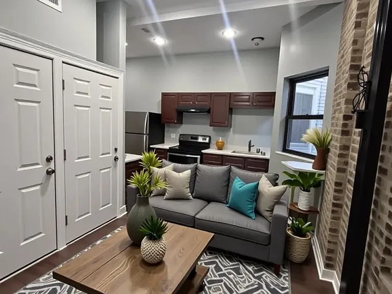 1141 S Western Ave #2R — Photo 1