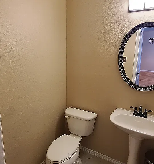 625 Manchester Dr — Photo 7