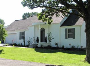 213 20th St, Benton, KY 42025