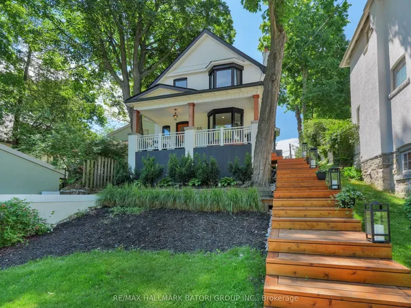 255 Blythwood Rd, Toronto, ON M4N 1A7