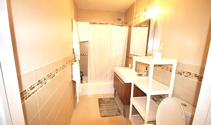 Rented by Amorelli Realty | media 22