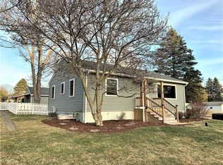 920 Shenango Rd, Beaver Falls, PA 15010